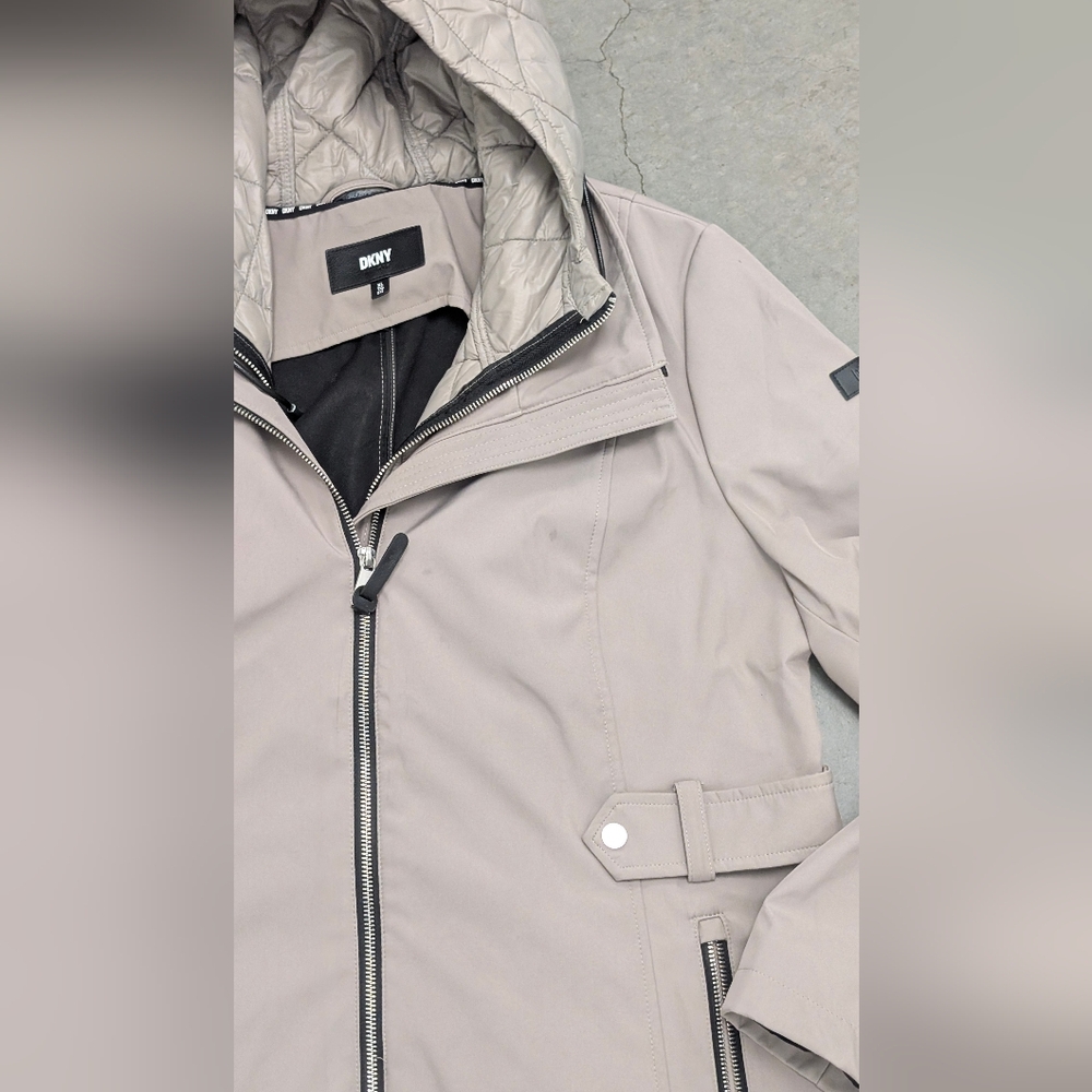 DKNY Trenchcoat, X-Large